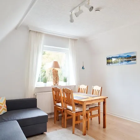 Ferienwohnung Trave Ufer Moba-Travel Любек Экстерьер фото
